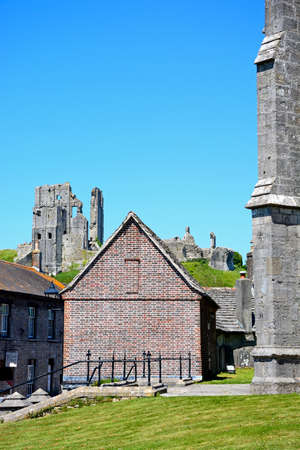 View of the castle from the churchyard, Corfe, Dorset, England, UK, Western Europe.のeditorial素材