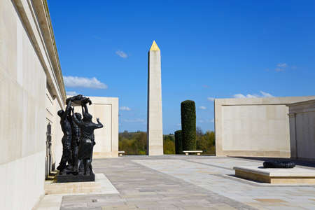 Statue and cenotaph within the Armed Forces Memorial, National Memorial Arboretum, Alrewas, Staffordshire, England, UK, Western Europe.のeditorial素材
