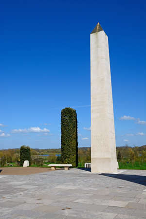 View of the cenotaph within the Armed Forces Memorial, National Memorial Arboretum, Alrewas, Staffordshire, England, UK, Western Europe.のeditorial素材