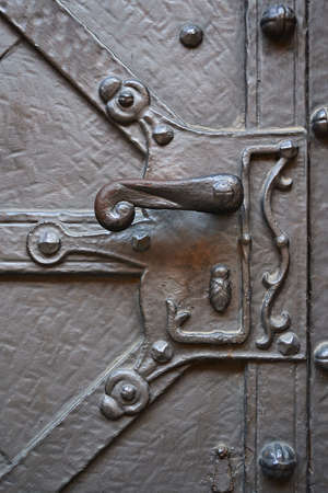 Old metal door-handleの写真素材