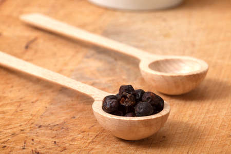 allspice on the wooden tableの写真素材