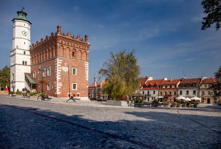SANDOMIERZ, POLAND - OCTOBER 5, 2015: The old town hall and main square in Sandomierz.のeditorial素材