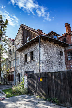 KAZIMIERZ DOLNY, POLAND. OCTOBER 08, 2015: Historic buildings of the medieval city of Kazimierz Dolny.のeditorial素材