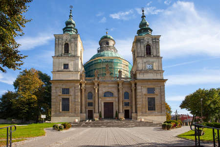 KLIMONTOW, POLAND - OCTOBER 9, 2015: Collegiate church of Saint Joseph in Klimontow village in Swietokrzyskie Voivodeship.のeditorial素材