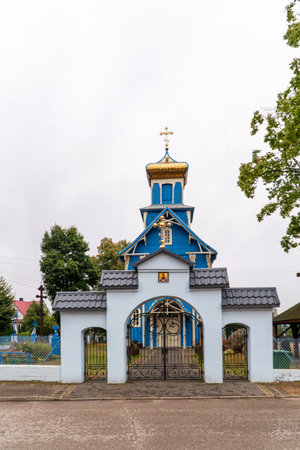 DUBICZE CERKIEWNE, POLAND - SEPTEMBER 10, 2022: Orthodox church in Dubicze Cerkiewne village, north eastern Poland.のeditorial素材