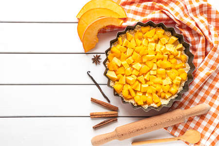 Top view of a pumpkin pie baking processの写真素材