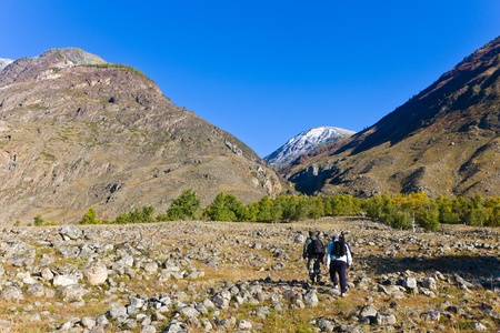 Photographers rise in mountains for landscape shooting