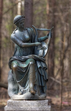 statue in the park of the city of Pavlovsk, Russiaの写真素材