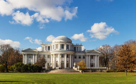 Saint-Petersburg, Russia - October 16, 2013: Elagin Palace in the autumn parkのeditorial素材