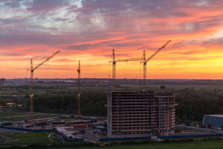 Construction of a new house in the suburbs of Sankt-Peterburg, Murinoの写真素材