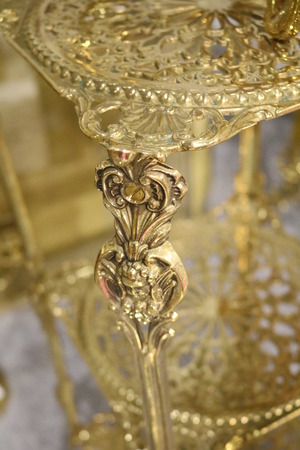 Metal openwork interior elements