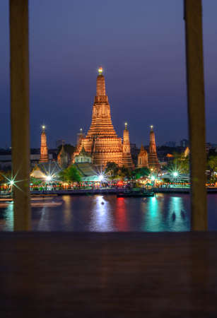 Wat Arun Temple at twilight in bangkok thailandの写真素材