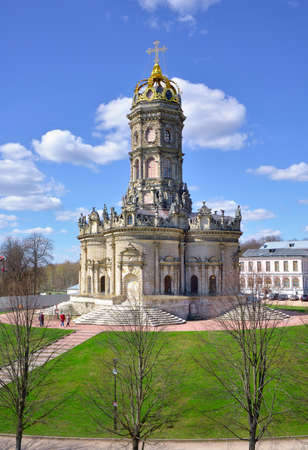 Dubrovitsy, Podolsk, Russia, 01/05/2022. Znamenskaya Orthodox Church in spring. The church under the...