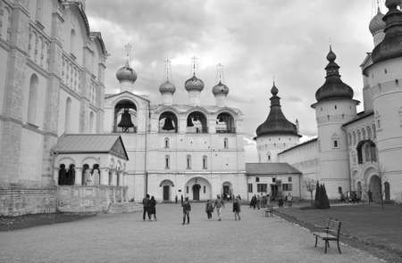 Rostov, Yaroslavl region, Russia, 04/05/2022. The white-stone Rostov Kremlin. Cathedral Square, the great belfry, Russian architecture of the XVII centuryのeditorial素材