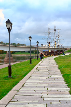Veliky Novgorod, Russia, 09.28.2022. The embankment of the Volkhov River in the old town. Pedestrian promenade along the shoreのeditorial素材