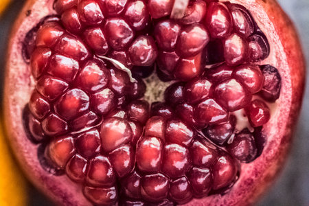 capture decorative oppened pommegranades at the marketの写真素材