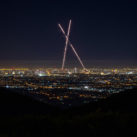 Fireworks in the night sky over the city of Seoul, South Koreaの素材