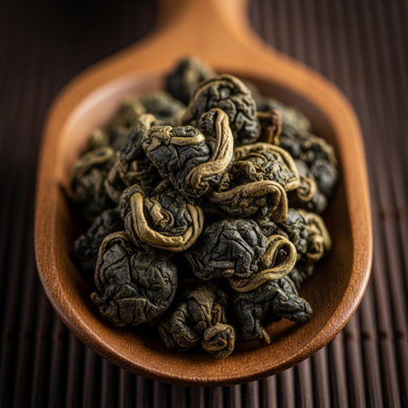 HERO DETAIL: A perfectly balanced, macro photograph in a square 1:1 format showing a pile of tightlyの素材