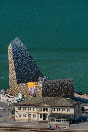 AANDALSNES, NORWAY - 2020 JUNE 24. Aandalsnes city view from above with train at the railway station.のeditorial素材