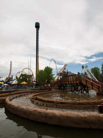 Fun water ride at the Elitch Gardens Theme Park in Denver, Colorado.のeditorial素材