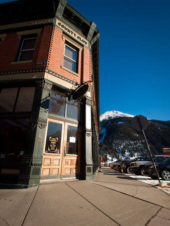 A view of town Silverton in winter.のeditorial素材