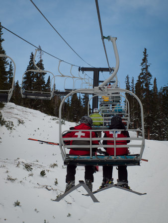 Skiing at Loveland Basin, Colorado.のeditorial素材