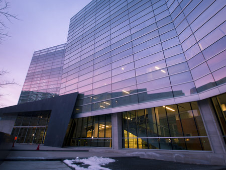 Lindsey-Flanigan Courthouse before sunrise.のeditorial素材