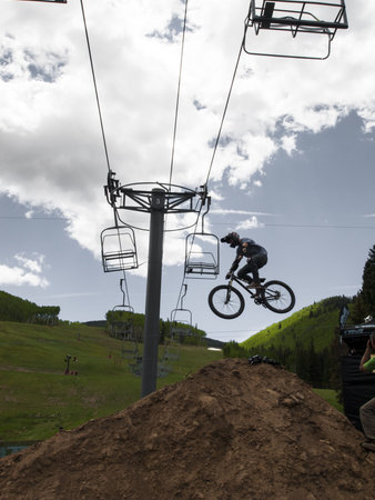 Slopestyle biking at 2012 Summer Teva Mountain Games. Vail, Colorado.のeditorial素材