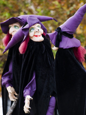 Halloween decorations in the front yard of a house on Halloween.の写真素材