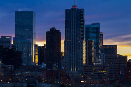 Beautiful sunrise with blue and pink sky over the mile high city of Denver, Colorado.のeditorial素材