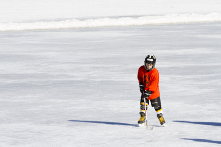 2012-2013 Winter Season. Ice skating on Evergreen Lake, Colorado.のeditorial素材