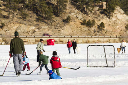 2012-2013 Winter Season. Ice skating on Evergreen Lake, Colorado.のeditorial素材