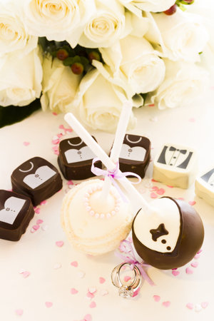 Chocolate cake pops decorated for the wedding party.の写真素材