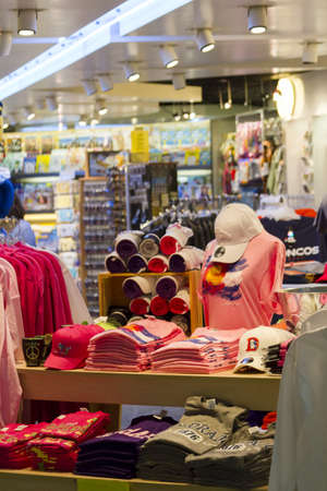 Airport convenience store at Denver International Airport.のeditorial素材