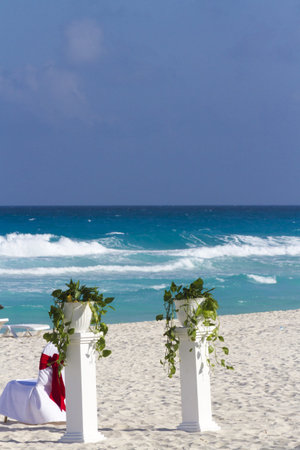 Beach wedding at the vacation resort in Mexico.の写真素材