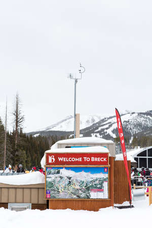 Breckenridge, Colorado - February 14, 2014. 2013/2013 Skiing season in Colorado.のeditorial素材