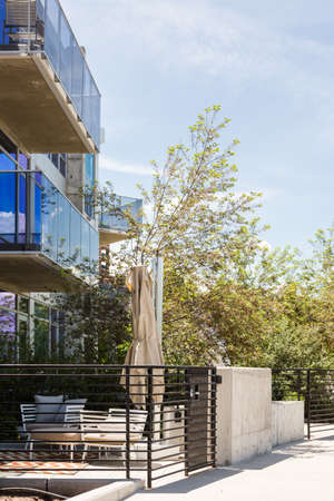 Row of contemporary townhomes at Riverside development.のeditorial素材