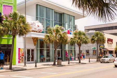 Myrtle Beach, South Caroline, USA-July 10, 2014. Boardwalk in Myrtle Beach, South Carolina.のeditorial素材