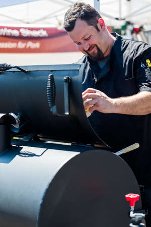 Denver, Colorado, USA-August 30, 2014. Smokin Brew BBQ summer festival.のeditorial素材