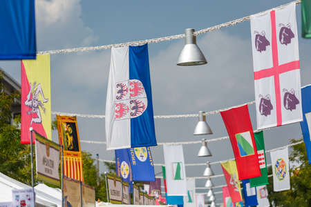 Lakewood, Colorado, USA-September 6, 2014. Flad trowing performance at anual Italian Festival on streets of Belmar, Colorado.のeditorial素材