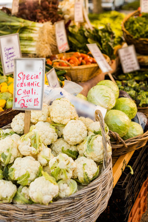 Fresh organic produce at the local farmers market.の写真素材