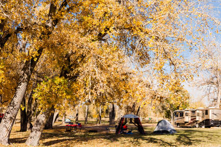Denver, Colorado, USA-October 26, 2014. Camping in late Autumn in Colorado.のeditorial素材