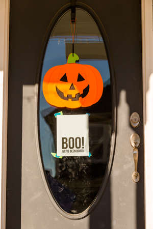 Residential house decorated for Halloween holiday.のeditorial素材