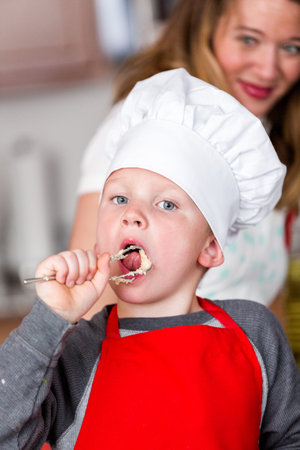 Making cookies with family for Christmas.の写真素材