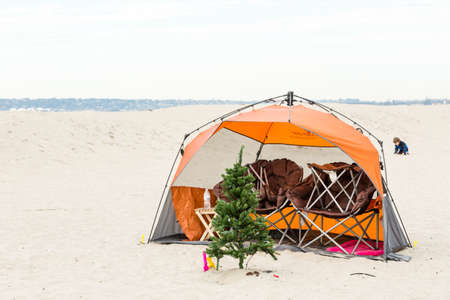 Coronado, California, USA-December 28, 2014. Winter RV camping on cost of California.のeditorial素材