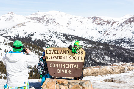 Loveland Pass, Colorado, USA-March 15, 2015. Typical weekend at Loveland pass on late Winter day.のeditorial素材