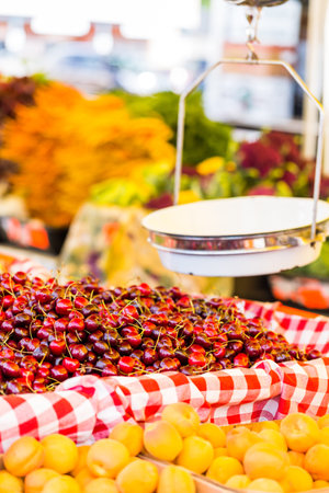 Fresh organic produce at the local farmers market.の写真素材