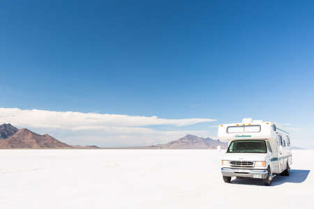Bonneville, Utah, USA-August 5, 2015. Driving motorhome on Bonneville Salt Flats, Utah.のeditorial素材