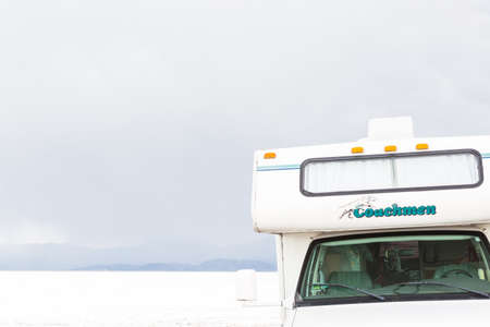 Bonneville, Utah, USA-August 3, 2015. Motorhome traveling to Bonneville Salt Flats, Utah.のeditorial素材