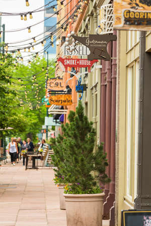 Denver, Colorado, USA-June 20, 2016. Historical Larimer Squarre in the Summer.のeditorial素材